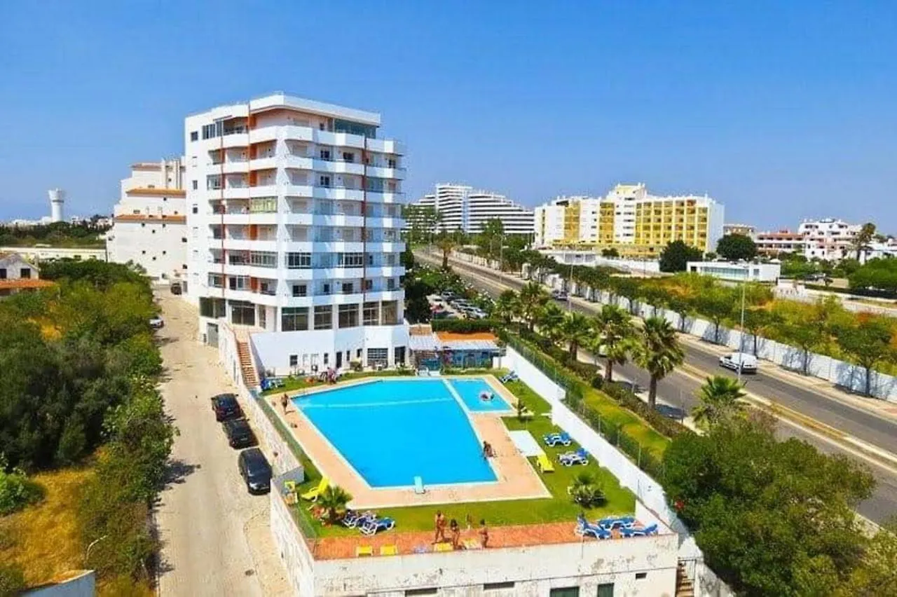 Vista Mar Em Todo Apartamento Портиман